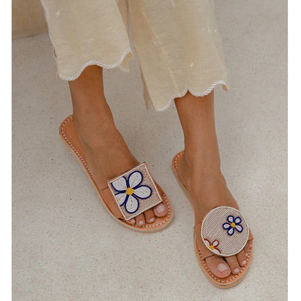 Laid back London Floral Tan Sandals